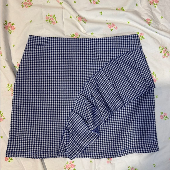 Topshop Dresses & Skirts - Gingham Top Shop Mini Skirt